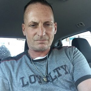 Meet your Posher, Joshua-james